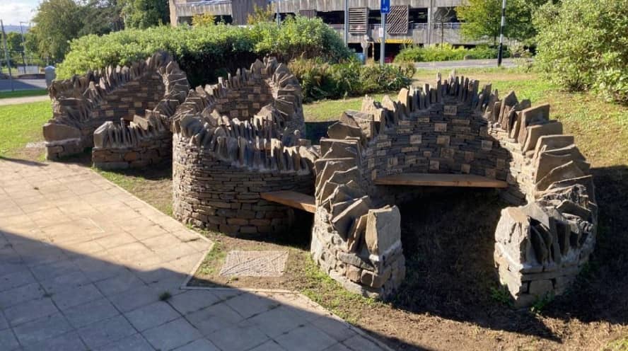 photo of Covid memorial seats at Morriston Hospital